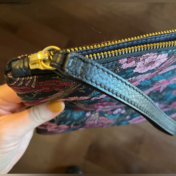 Sam Edelman Black and Gold Clutch - Picture 9 of 10